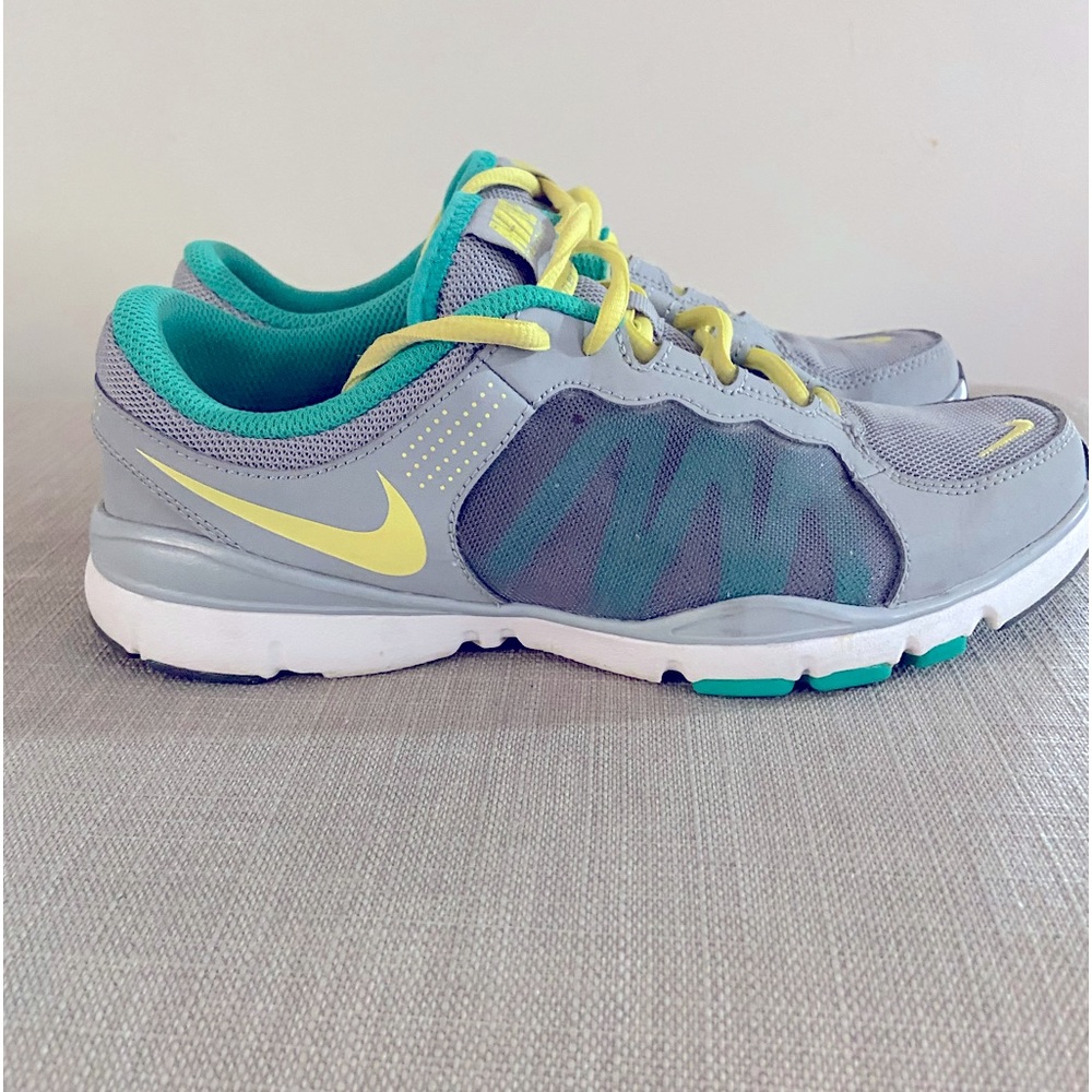 Mike Women’s Running Shoes